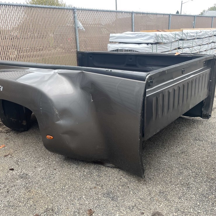 #9072 • 08-12 GMC Dually Box (O6)