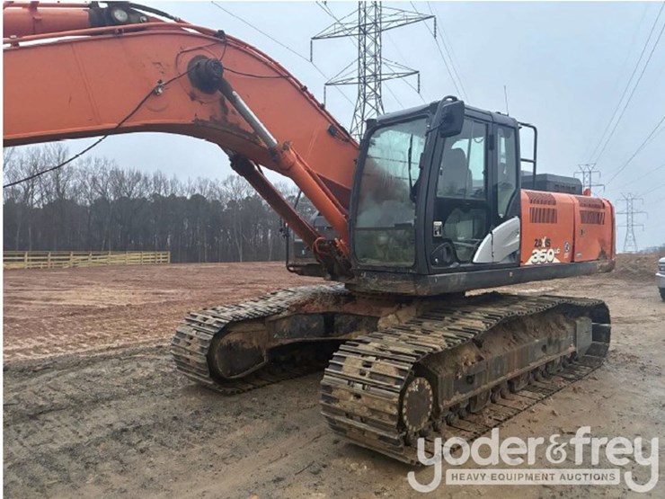 2018-hitachi-zx350-image-1