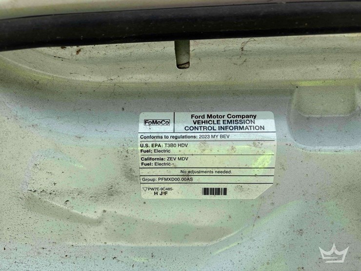2023-ford-cargo-image-9
