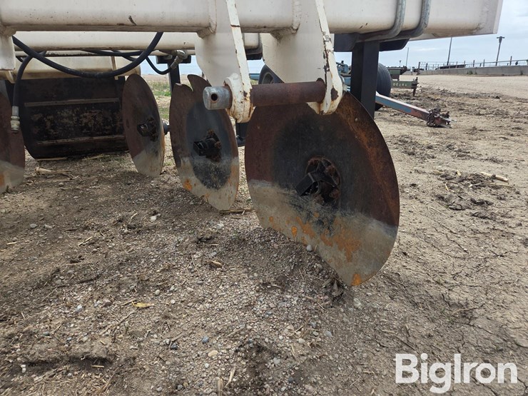 patriot-pivot-track-closer-image-13