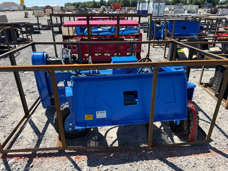 #45374-•-unused-top-cat-ssscr72-skid-steer-soil-conditioner-ssscr7226020502a-image-1