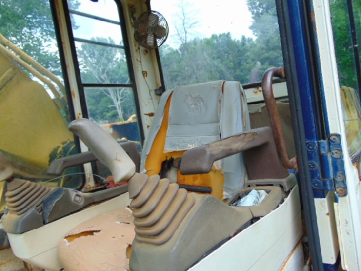 komatsu-pc200-lc-3-image-7