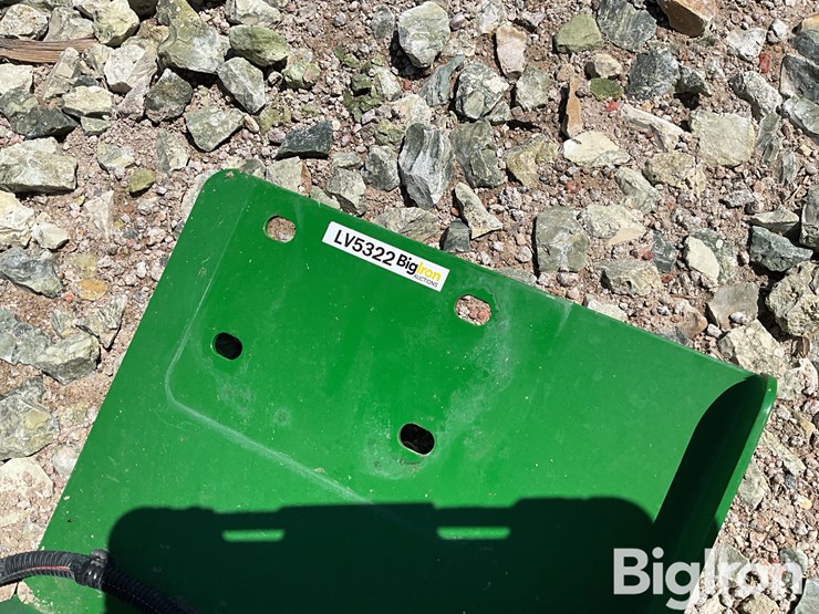 john-deere-r-image-16