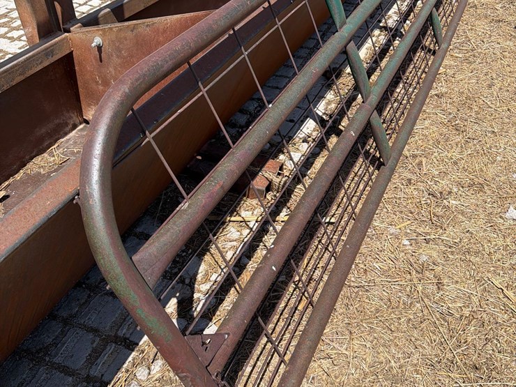 12ft-hog-gate-image-2