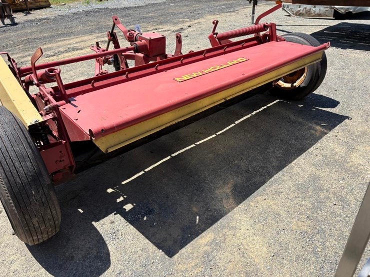 new-holland-404-image-3
