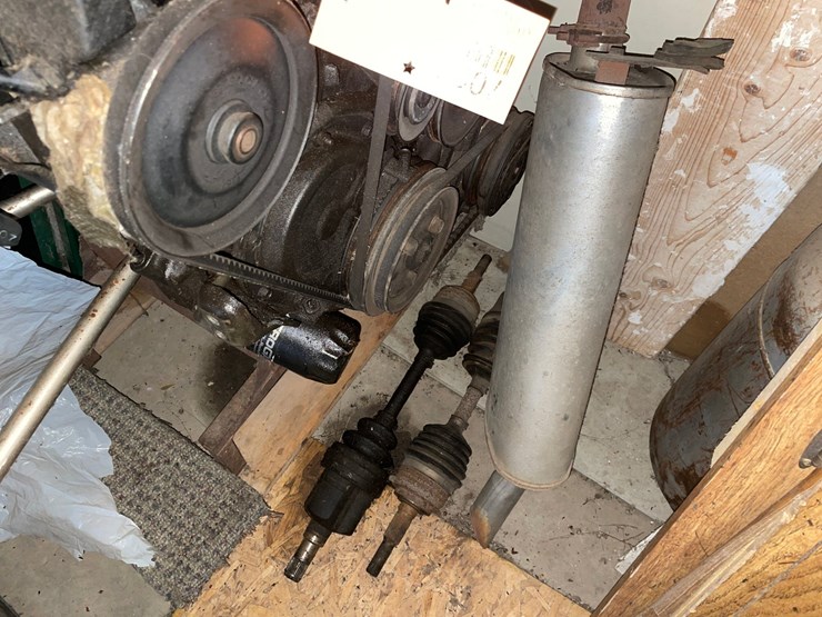 #7067-•-engine-and-muffler-image-3