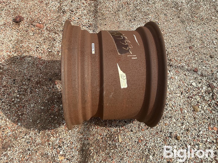 20-x-26-case-2wd-combine-rear-wheel-image-10