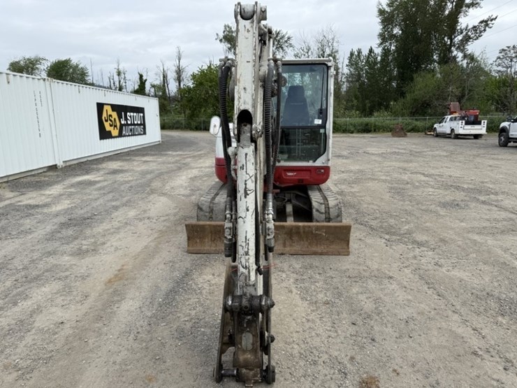 2017-takeuchi-tb260-image-8