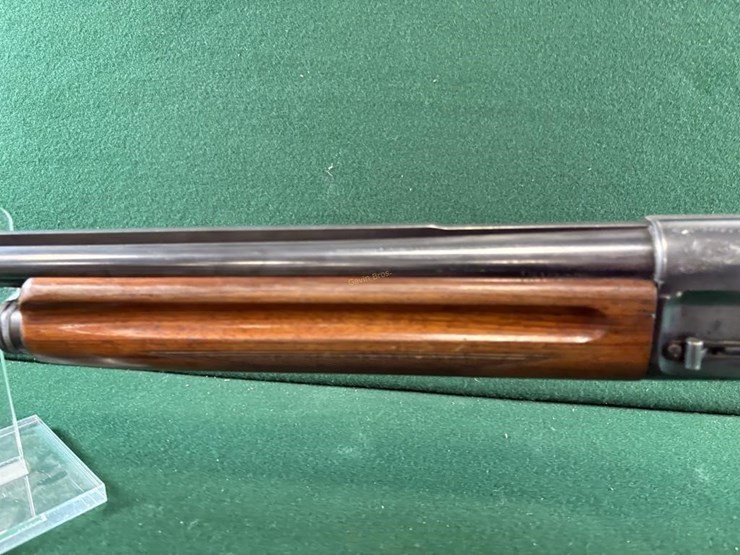 browning-full-12ga-shotgun-image-11