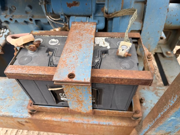 #3889-•-towable-water-pump-image-34
