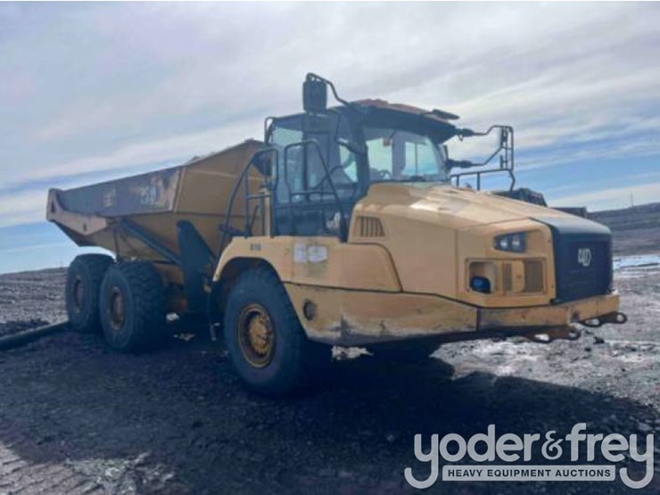2021-caterpillar-730-image-4