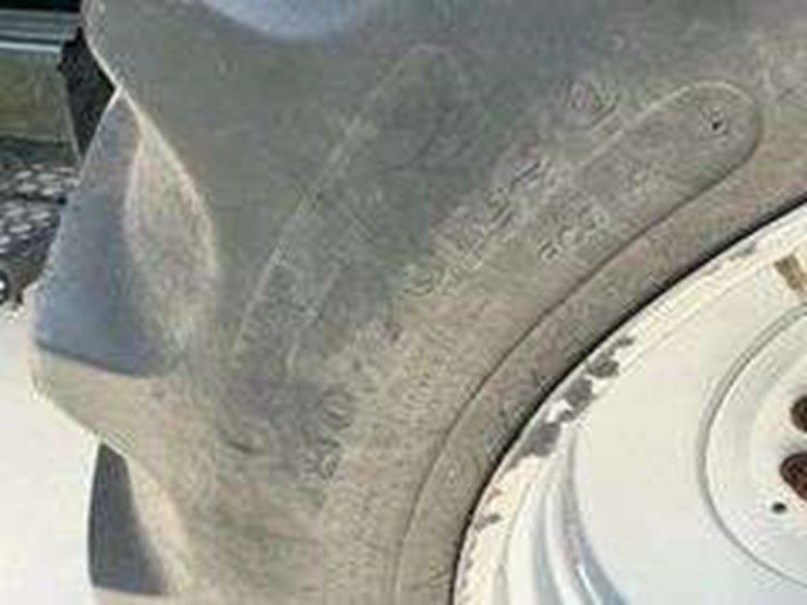 2012-case-ih-6130-image-38