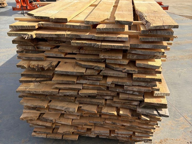 rough-saw-pine-lumber-image-7