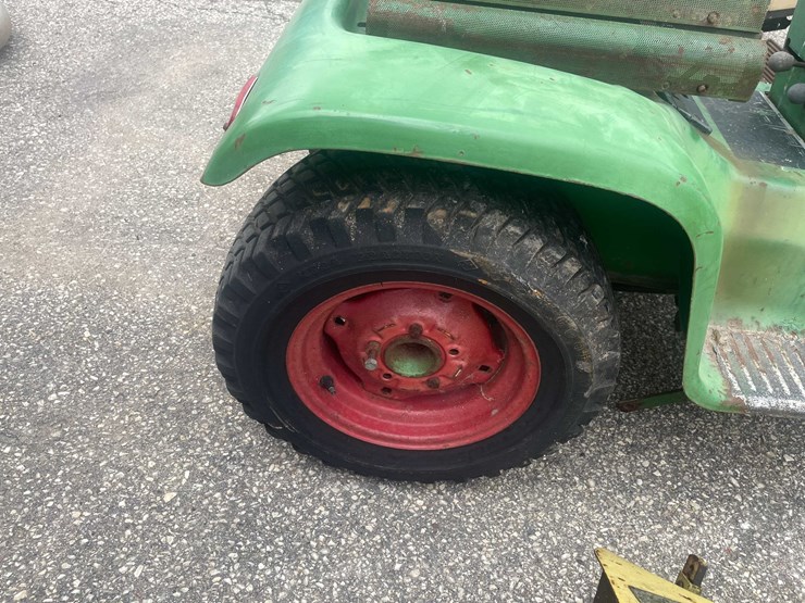 john-deere-110-image-44