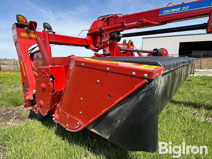 2021-new-holland-1000-image-18