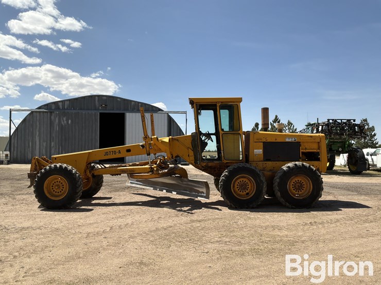 john-deere-770-image-8