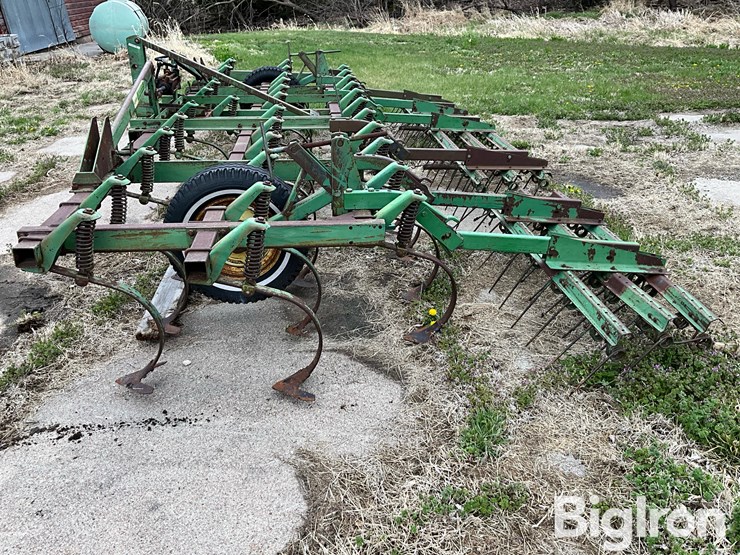 john-deere-1000-image-8