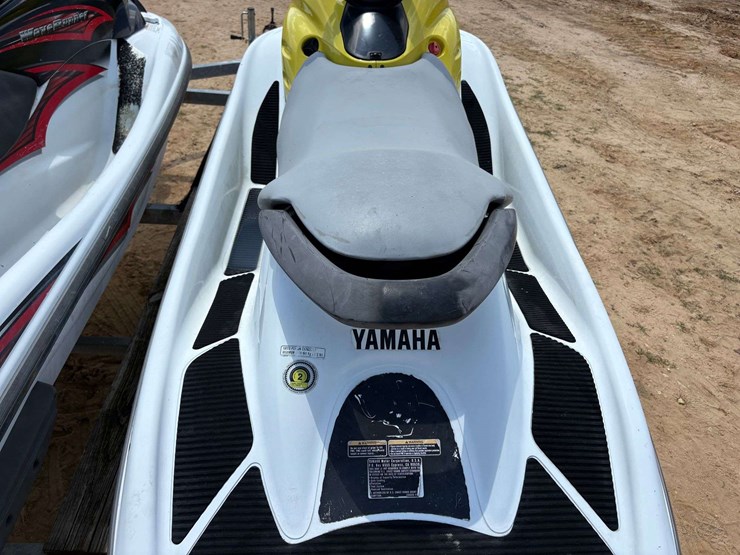 (2)-yamaha-jet-skis-&-trailer-image-16