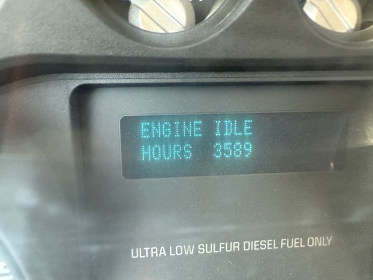 2016-ford-f350-sd-xlt-image-27