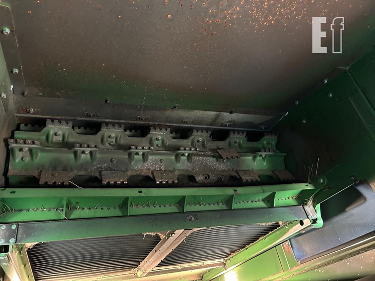 2016-john-deere-s680-image-29