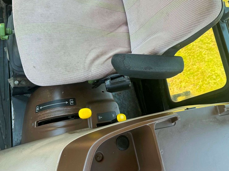 john-deere-5425-image-26