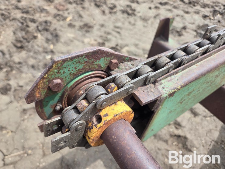 john-deere-200-image-14