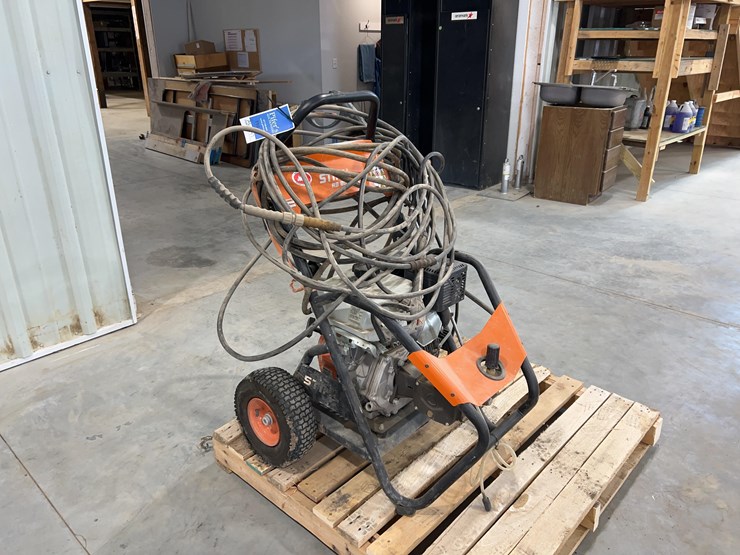 2023-stihl-rb-800-pressure-washer-image-3