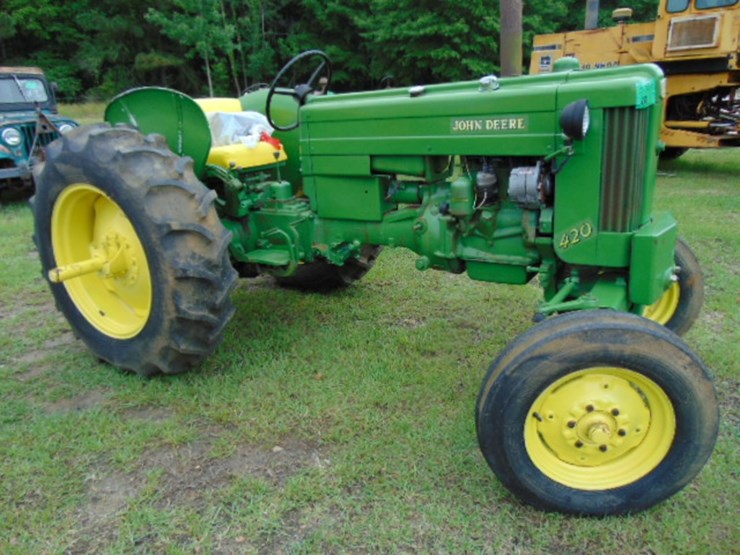 john-deere-420-image-10