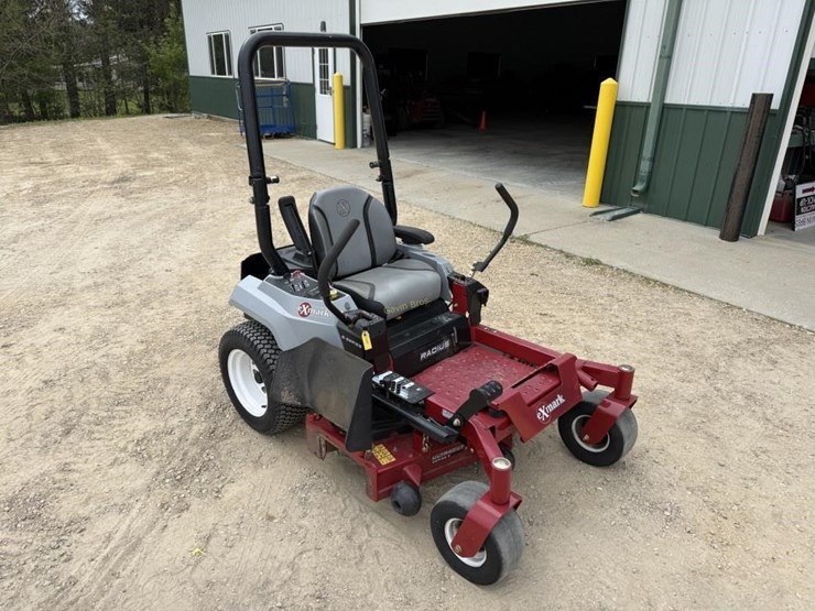 exmark-radius-zero-turn-mower-image-5