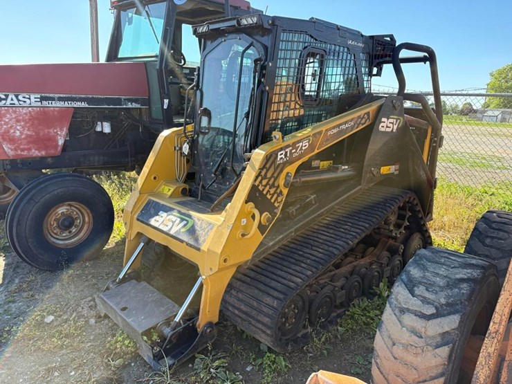 2024-asv-rt-75-heavy-duty-skidsteer-image-1