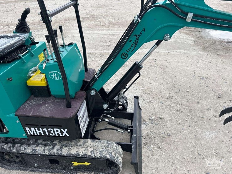 2026-cfg-industrial-mh13rx-mini-excavator-image-13