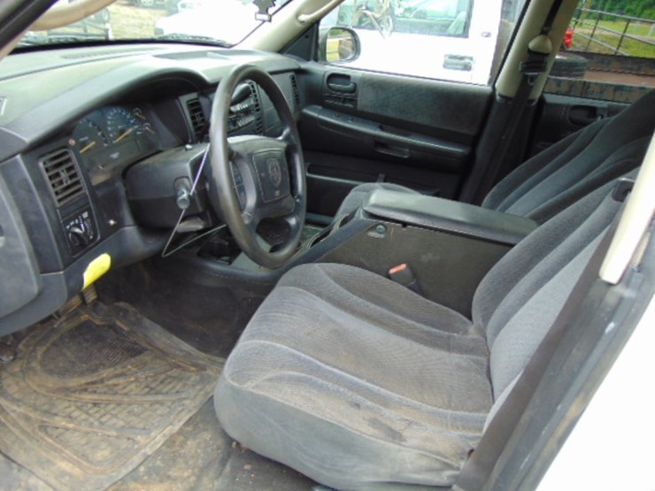 2001-dodge-dakota-image-5