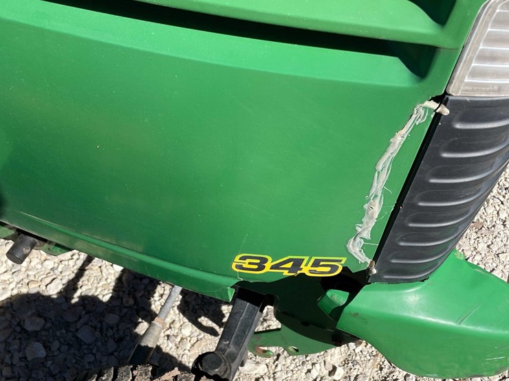 john-deere-345-image-15