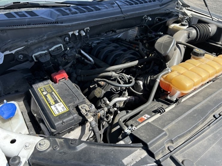 2016-ford-f150-xl-image-44