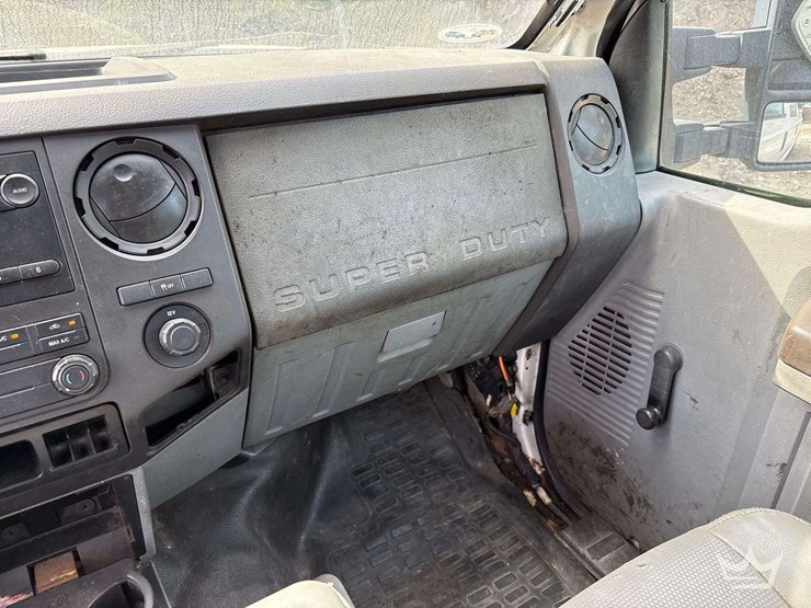 2012-ford-f250-image-21