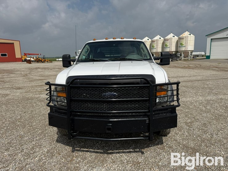 2009-ford-f550-image-2