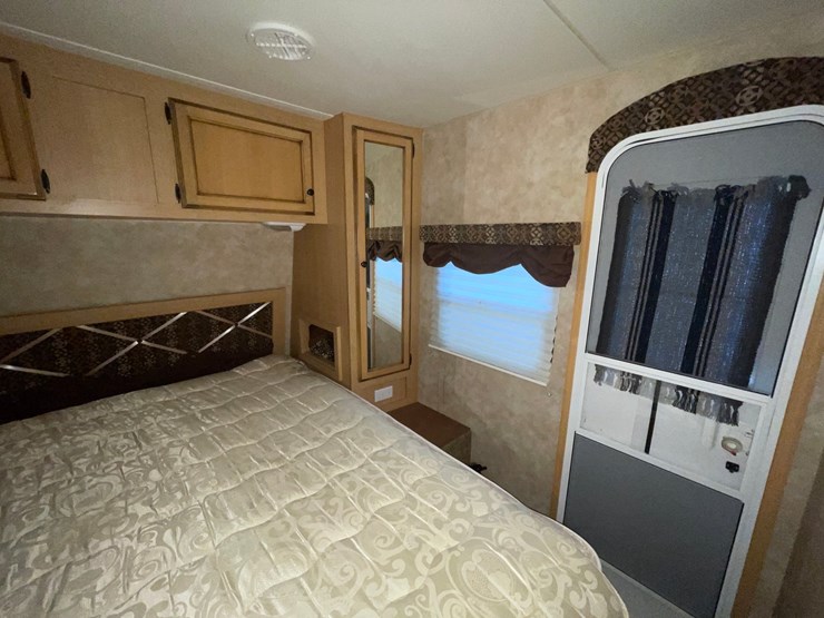#7050-•-2010-spree-lx-superlite-camper-(has-mn-title)-image-68