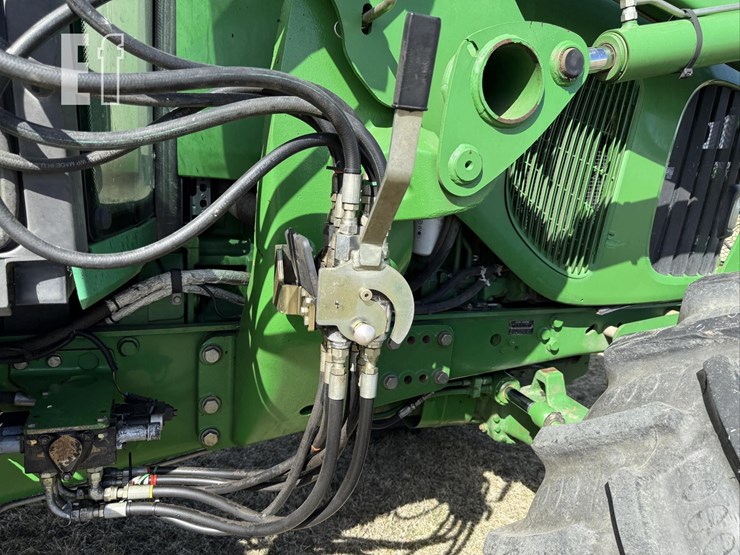 2005-john-deere-7420-image-30