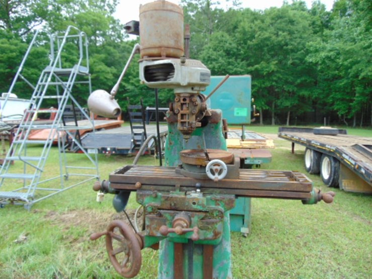 bridgebort-milling-machine-image-3