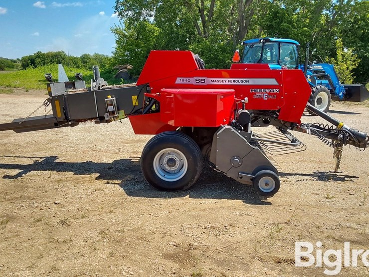 2023-massey-ferguson-1840-image-4