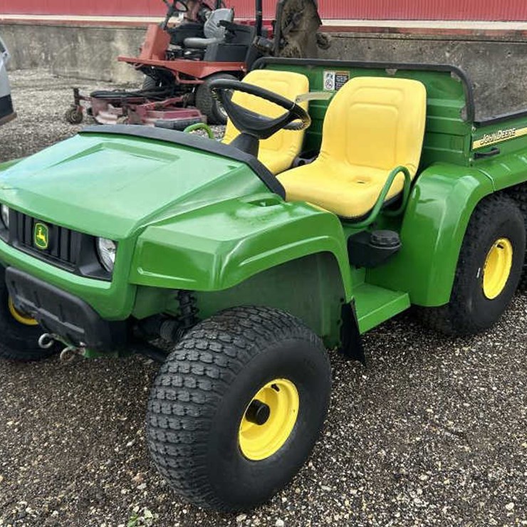 JOHN DEERE GATOR TH