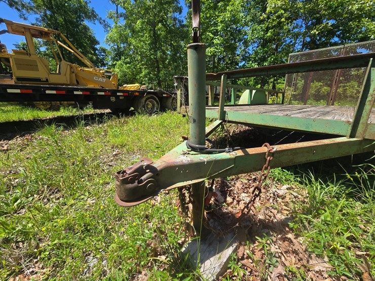 #24322-•-12'-flatbed-trailer-image-13