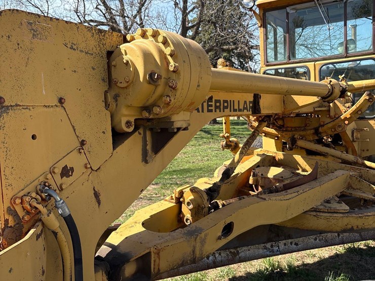 caterpillar-12f-image-9