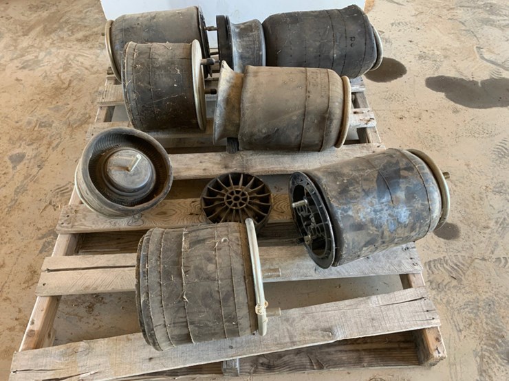 pallet-of-air-bags-and-120-gal-diesel-fuel-tank-image-2
