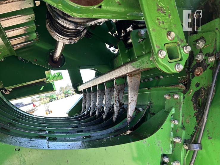 2016-john-deere-l340-image-81