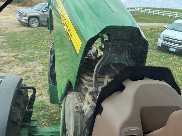 john-deere-8320-image-51