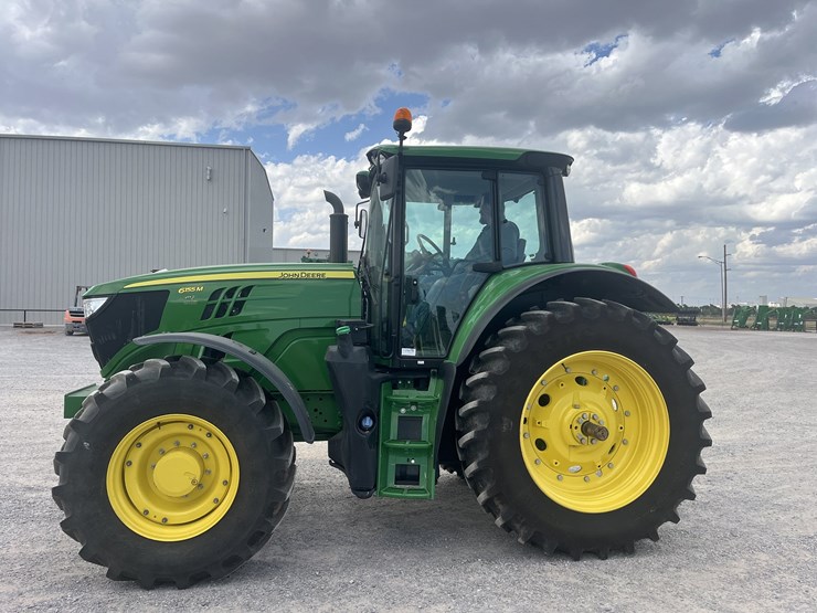 2024-john-deere-6155m-image-3