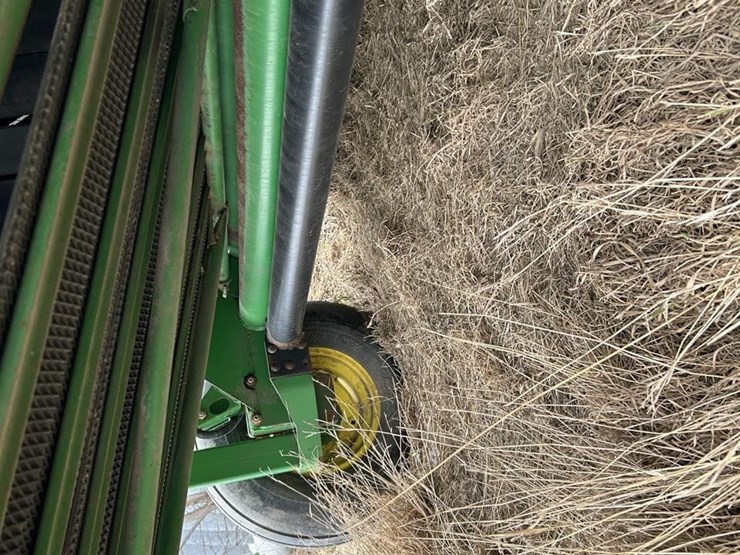 2002-john-deere-567-image-27