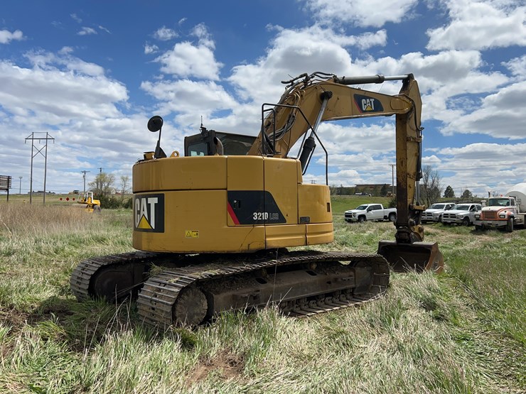 2012-caterpillar-321d-excavator-image-5