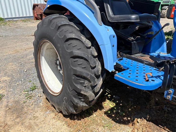 new-holland-tc40a-image-7